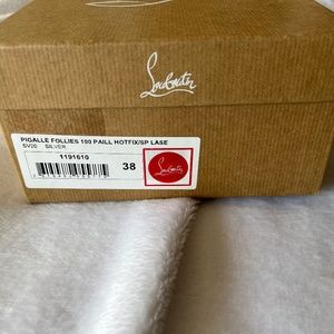 Pigalle Follies 100 Louboutin